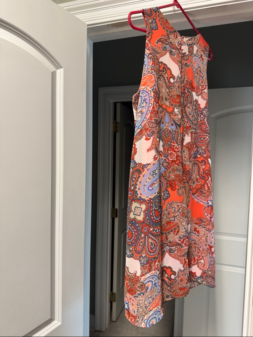 Jessica Howard Coral and Blue Paisley Sleeveless Shift Dress - Picture 6 of 7